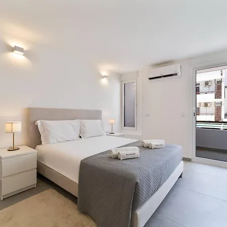 Apartment Downtown - Be By Hellovacations *